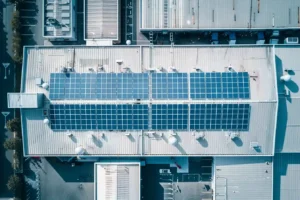 Mehr über den Artikel erfahren Kostenlose Dachsanierung mit Photovoltaik